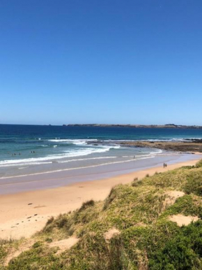 Phillip Island's Lazybirds Getaway